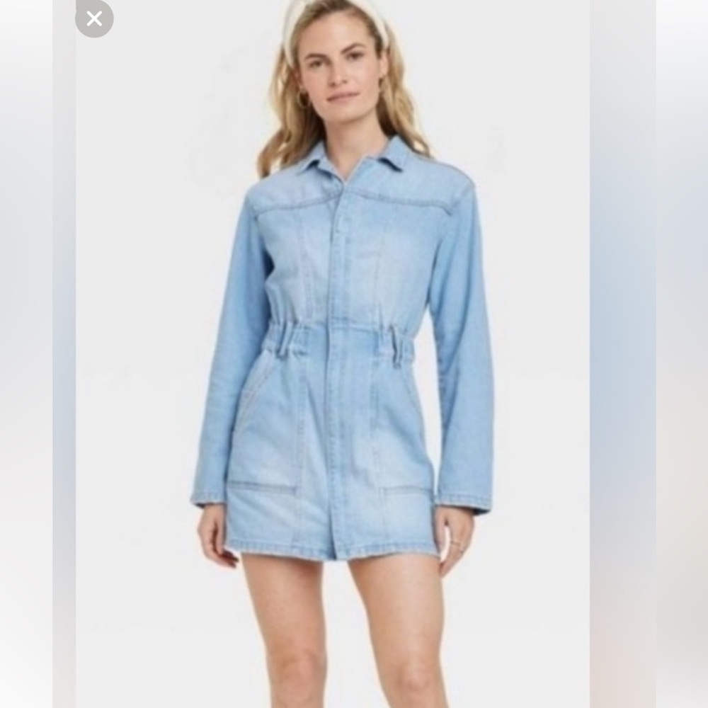 Universal Thread Light Wash Denim Dress